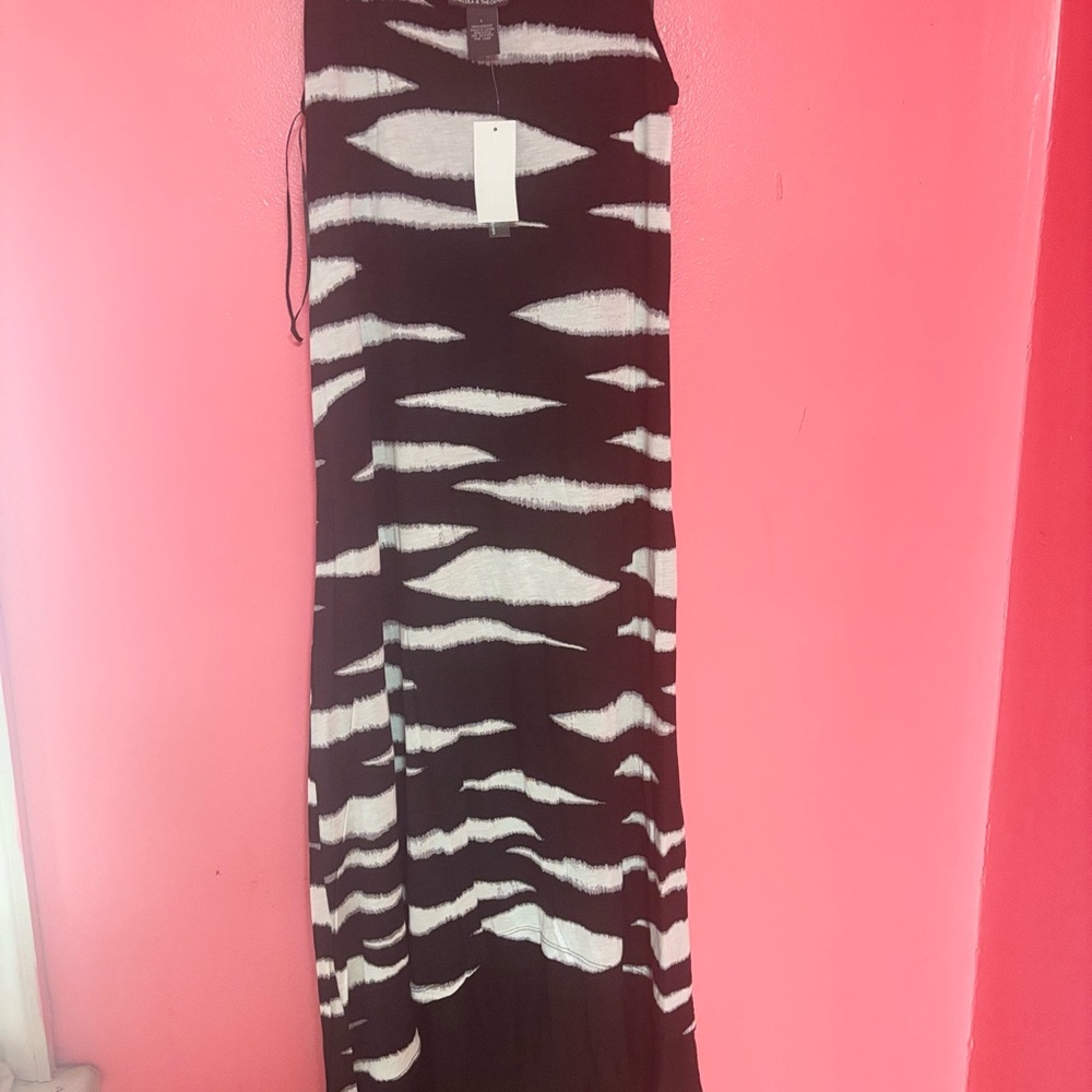 Sea Black and White Patterned Dress - Picture 5 of 6